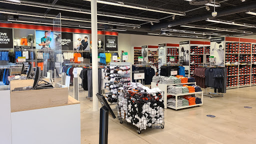Shoe Store «Reebok Outlet», reviews and photos, 15789 S Apopka Vineland Rd, Orlando, FL 32821, USA
