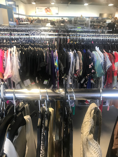 Donations Center «Goodwill Store & Donation Center», reviews and photos