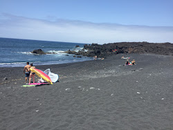 Foto von Playa de Montana Bermeja befindet sich in natürlicher umgebung