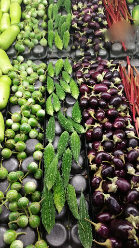 Grocery Store «Village Market Place», reviews and photos, 891 E Geneva Rd, Carol Stream, IL 60188, USA