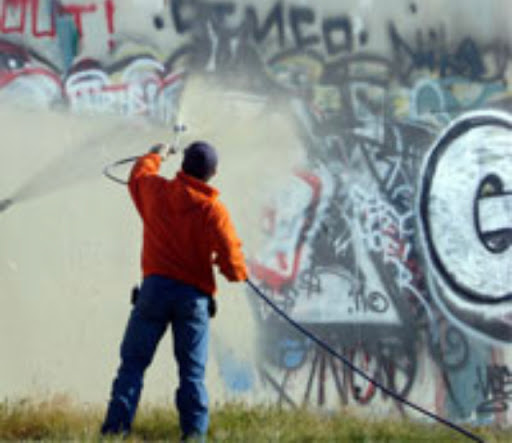 Casillas graffiti removal