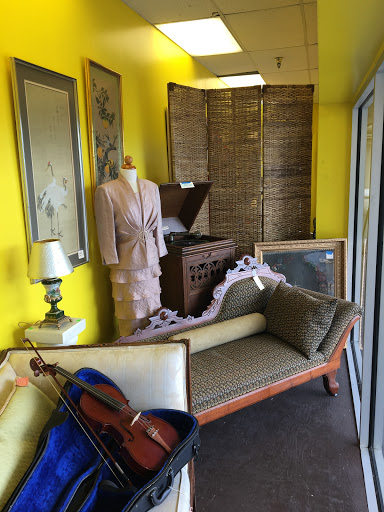 Thrift Store «Thrift Center Ministry», reviews and photos, 12875 Walsingham Rd, Largo, FL 33774, USA