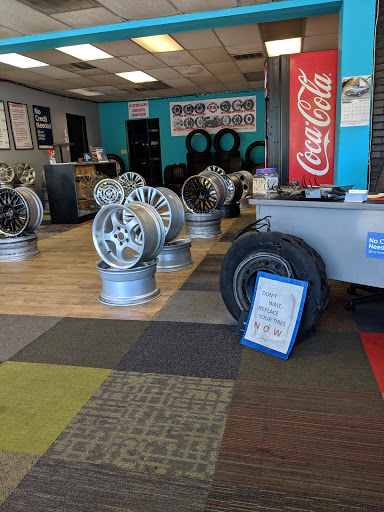 Tire Shop «Bingo Tires & Auto Repair», reviews and photos, 4026 N Tryon St, Charlotte, NC 28206, USA