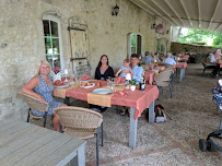 Atmosphère du Restaurant français Famille Moutier à Thénac - n°9