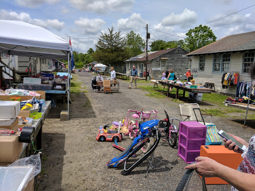 Flea Market «New Egypt Flea Market», reviews and photos, 933 Monmouth Rd, Cream Ridge, NJ 08514, USA