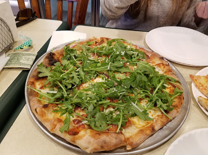 #4 best pizza place in New Hyde Park - Piccolo Gourmet