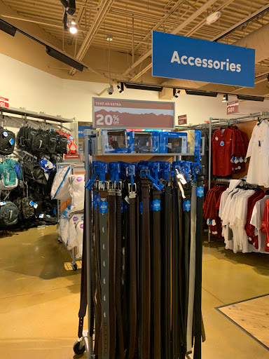 Clothing Store «Columbia Sportswear Outlet Store at Allen Premium Outlets», reviews and photos, 820 Stacy Rd #470, Allen, TX 75013, USA