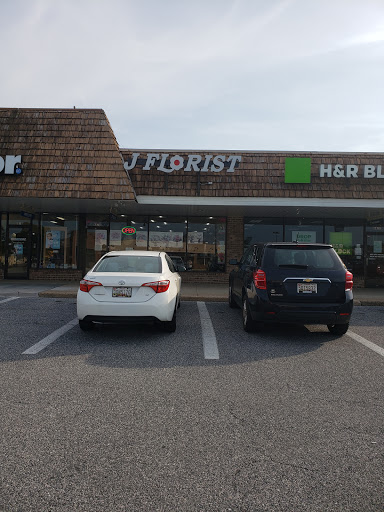 Shopping Mall «North Plaza Shopping Center», reviews and photos, 8924 Waltham Woods Rd, Baltimore, MD 21234, USA