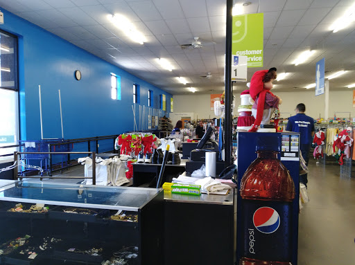 Thrift Store «83rd Ave & Grand Goodwill Retail Store & Donation Center», reviews and photos, 8517 Grand Ave, Peoria, AZ 85345, USA