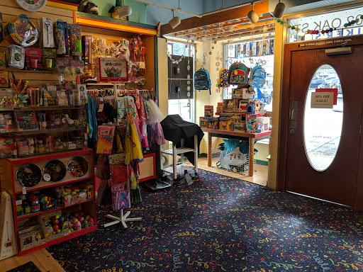 Toy Store «G Willikers Toy Shoppe», reviews and photos, 202 Oak St, Hood River, OR 97031, USA