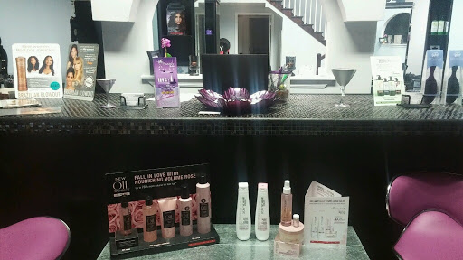 Hair Salon «Beauty Bar Salon & Spa», reviews and photos, 12950 E Colonial Dr, Orlando, FL 32826, USA