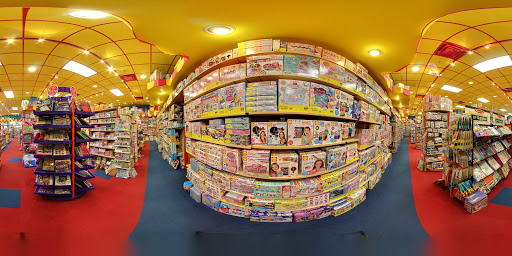 Game Store «Toys & Co. - Friendly Center», reviews and photos, 3110 Northline Ave, Greensboro, NC 27408, USA