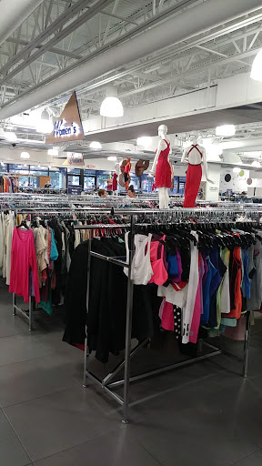 Thrift Store «Goodwill», reviews and photos, 4410 W 16th Ave, Hialeah, FL 33012, USA