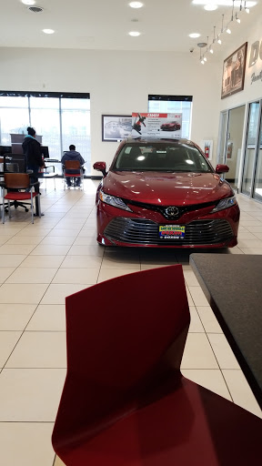 Toyota Dealer «Doxon Toyota of Auburn», reviews and photos, 3405 Auburn Way N, Auburn, WA 98002, USA