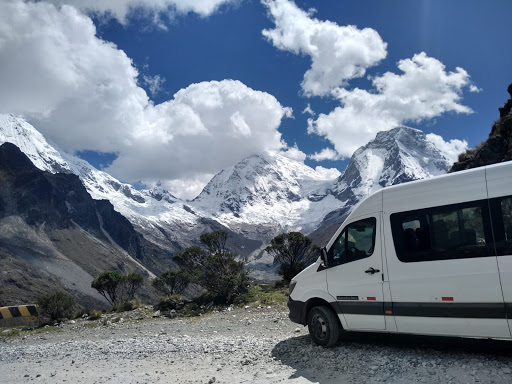 Transporte Turístico y Privado | JPB Tours Perú
