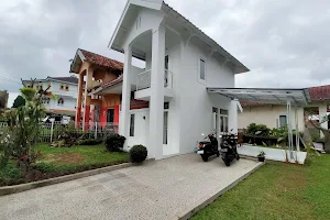 Villa Puncak Rizal image