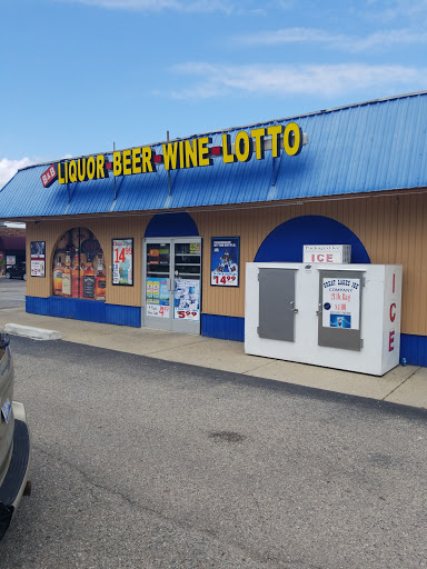 Liquor Store «B & B Beer & Wine», reviews and photos, 31723 23 Mile Rd, Chesterfield, MI 48047, USA