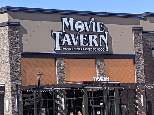 Movie Tavern Brookfield Square