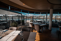 Atmosphère du Restaurant Les terrasses du port à Saint-Quay-Portrieux - n°1