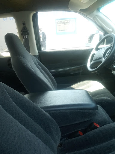 Used Car Dealer «York Auto Sales», reviews and photos, 916 Boston Post Rd, West Haven, CT 06516, USA