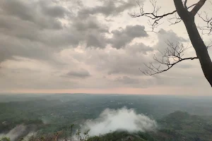 Maniyanthiram Hill Top image
