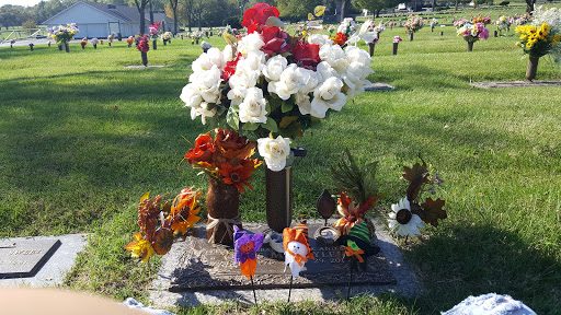 Funeral Home «Maple Hill Funeral Home & Cemetery», reviews and photos, 3300 Shawnee Dr, Kansas City, KS 66106, USA