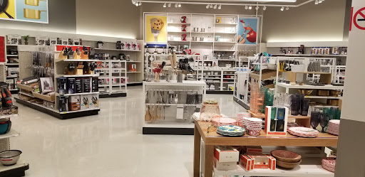 Department Store «Target», reviews and photos, 800 Broadview Village Sq, Broadview, IL 60155, USA