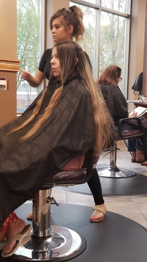 Day Spa «La Grande BeautySpa and Boutique», reviews and photos, 56 East Broadway Avenue #106, Forest Lake, MN 55025, USA