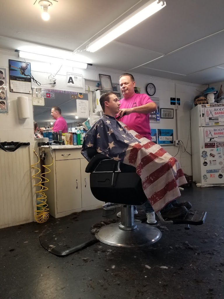 Rodney's Barber Shop 28320