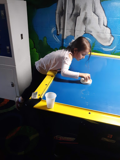 Bowling Alley «Retro Bowl», reviews and photos, 906 Liberty Dr, Liberty, MO 64068, USA