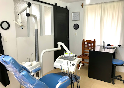 Consultorio Dental “Divina Sonrisa” Y Consultorio Médico