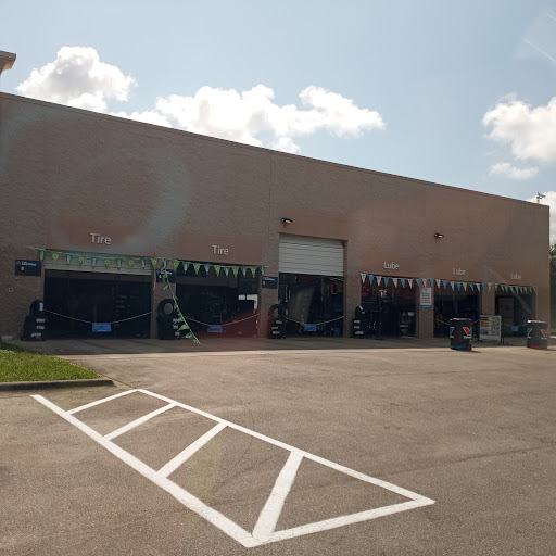 Tire Shop «Walmart Tires & Auto Parts», reviews and photos, 101 Howland Blvd, Deltona, FL 32738, USA
