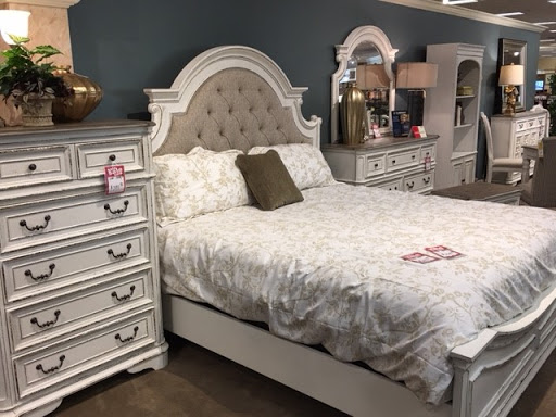 Home Goods Store «Godby Home Furnishings», reviews and photos, 14550 Mundy Dr, Noblesville, IN 46060, USA