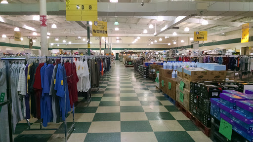 Discount Store «Robinson Salvage», reviews and photos, 1300 Bankhead Hwy, Carrollton, GA 30116, USA