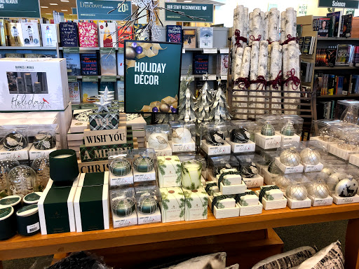 Book Store «Barnes & Noble», reviews and photos, 2751 Paper Mill Rd, Wyomissing, PA 19610, USA