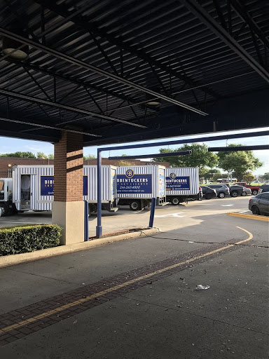 Dry Cleaner «Bibbentuckers - The Dry Cleaner», reviews and photos, 1913 Preston Rd #150, Plano, TX 75093, USA