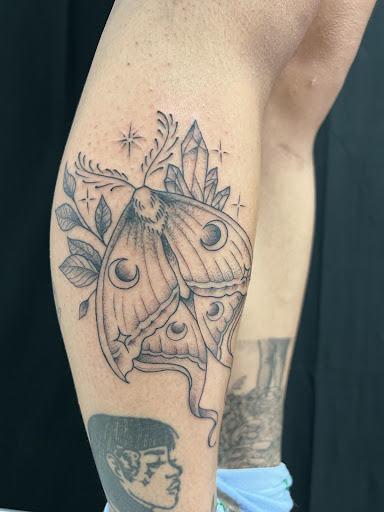 Explore tattoo leg ideas, creative tattoo ideas in Santa Clara, available at Vampire Battle Mansion Tattoo and Piercing