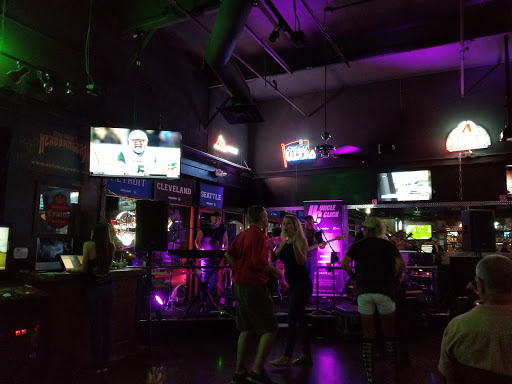 Bar & Grill «Kimmyz Tatum Point», reviews and photos, 4601 E Bell Rd, Phoenix, AZ 85032, USA