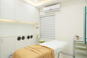 Oliva Clinic Koramangala: Best Dermatologists In Bangalore For Laser Hair Removal, Acne, Scars, Hair Loss, PRP Hair Treatment image