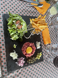 Steak tartare du Restaurant Lânarosé · Votre resto d'Eté à Saint-Georges-de-Rex - n°5