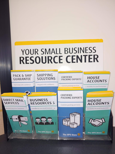 Shipping and Mailing Service «The UPS Store», reviews and photos, 4000 W 106th St #125, Carmel, IN 46032, USA
