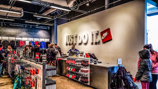 Clothing Store «Nike Factory Store», reviews and photos, 7105 Mills Civic Pkwy #140, West Des Moines, IA 50266, USA