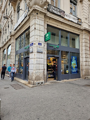 Carrefour City à Lyon