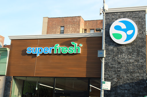 Grocery Store «Foodtown of Baxter Avenue», reviews and photos, 82-10 Baxter Ave, Elmhurst, NY 11373, USA