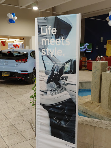 Car Dealer «World Car Kia South», reviews and photos, 7915 Interstate 35 Access Rd, San Antonio, TX 78224, USA