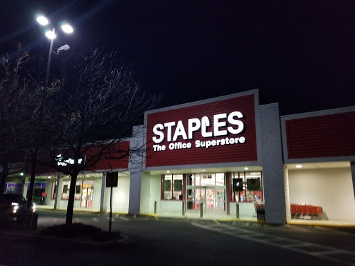 Office Supply Store «Staples», reviews and photos, 301 Newbury St, Danvers, MA 01923, USA