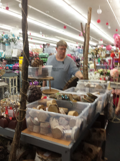 Bridal Shop «Bride To Be Consignment», reviews and photos, 8925 Penn Ave S, Bloomington, MN 55431, USA