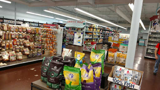 Pet Supply Store «Centinela Feed», reviews and photos, 16571 Ventura Blvd, Encino, CA 91436, USA