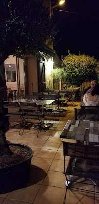 Atmosphère du Restaurant italien Via Baseli - Restaurant Cabriès - Le 107 Bar À tapas à Cabriès - n°4
