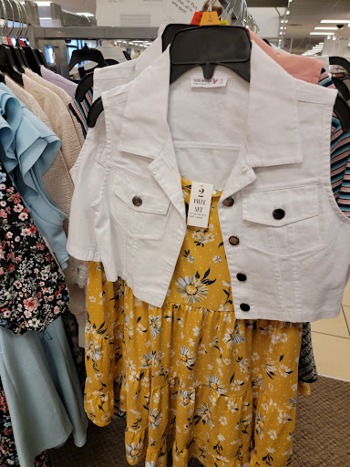 Department Store «JCPenney», reviews and photos, 2801 Guthrie Hwy #500, Clarksville, TN 37040, USA